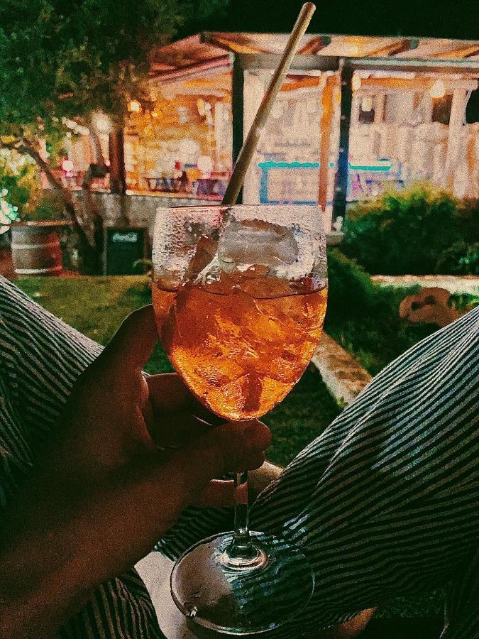 L'Oasi Villaggio Albergo ファヴィニャーナ エクステリア 写真