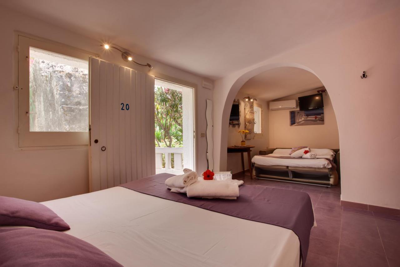 L'Oasi Villaggio Albergo ファヴィニャーナ エクステリア 写真