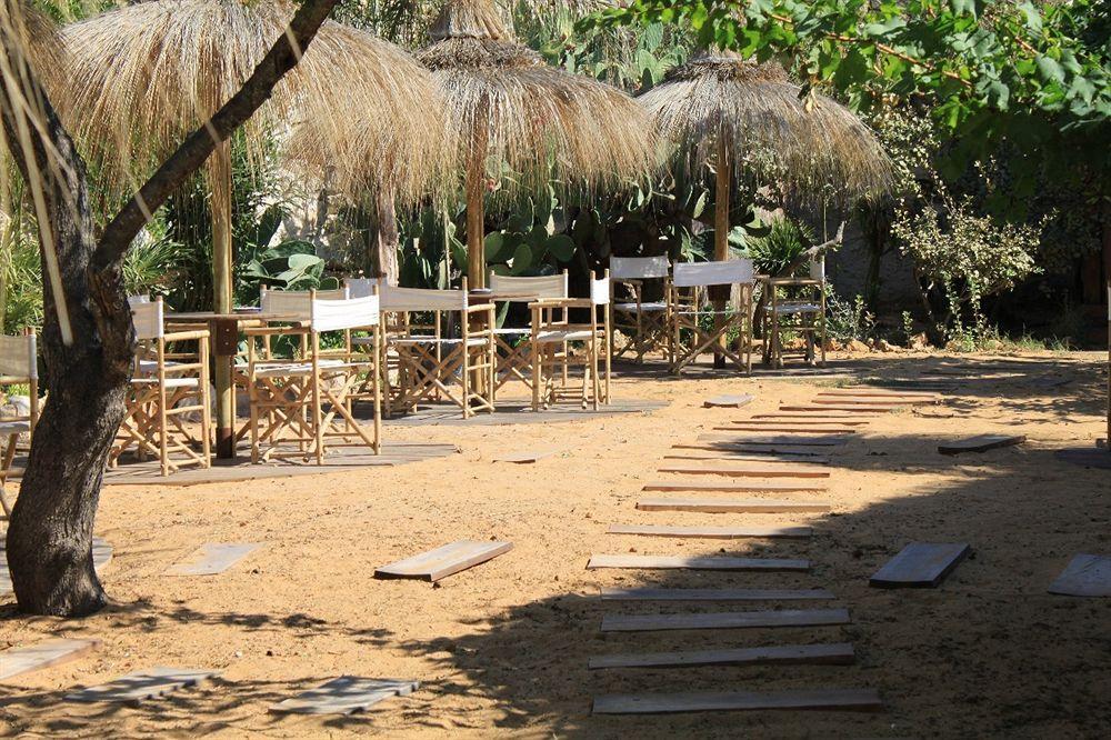 L'Oasi Villaggio Albergo ファヴィニャーナ エクステリア 写真