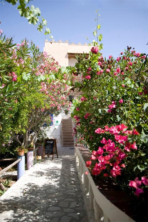 L'Oasi Villaggio Albergo ファヴィニャーナ エクステリア 写真